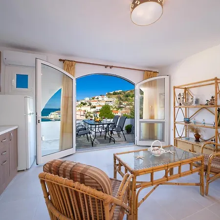 アパート Gardenia House *