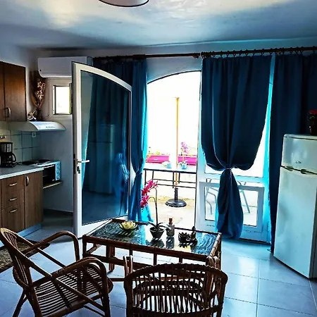 Gardenia House 아소스